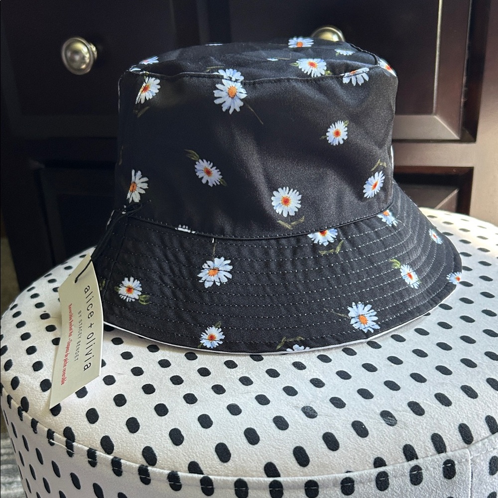 Alice + Olivia Black Floral Bucket Hat